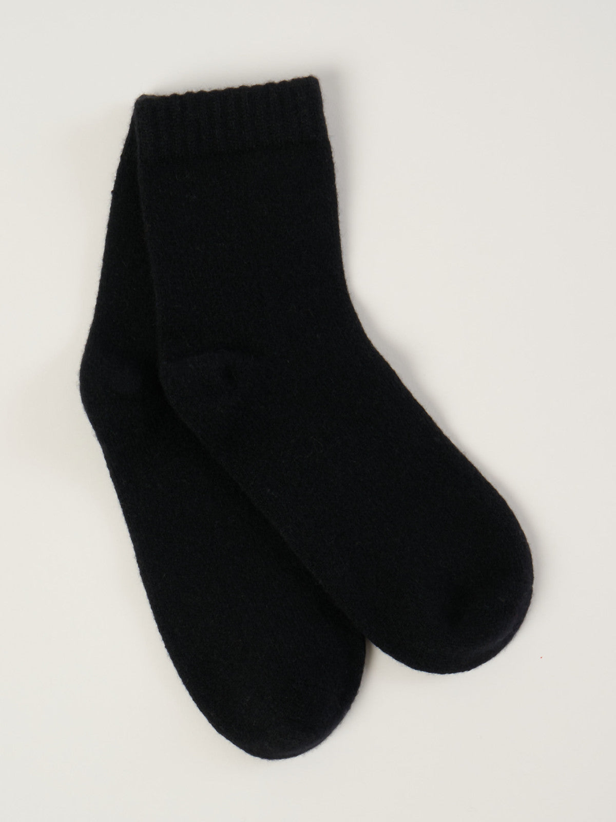 Chaussettes mi-hautes pour femme, en cachemire noir  – vue de dessus