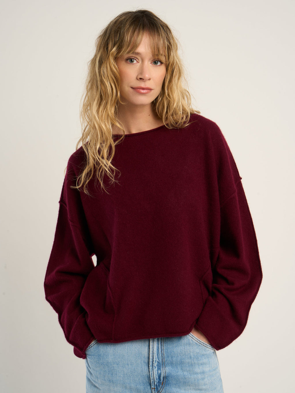 Pull col bateau pour femme, en cachemire bordeaux  – vue de face