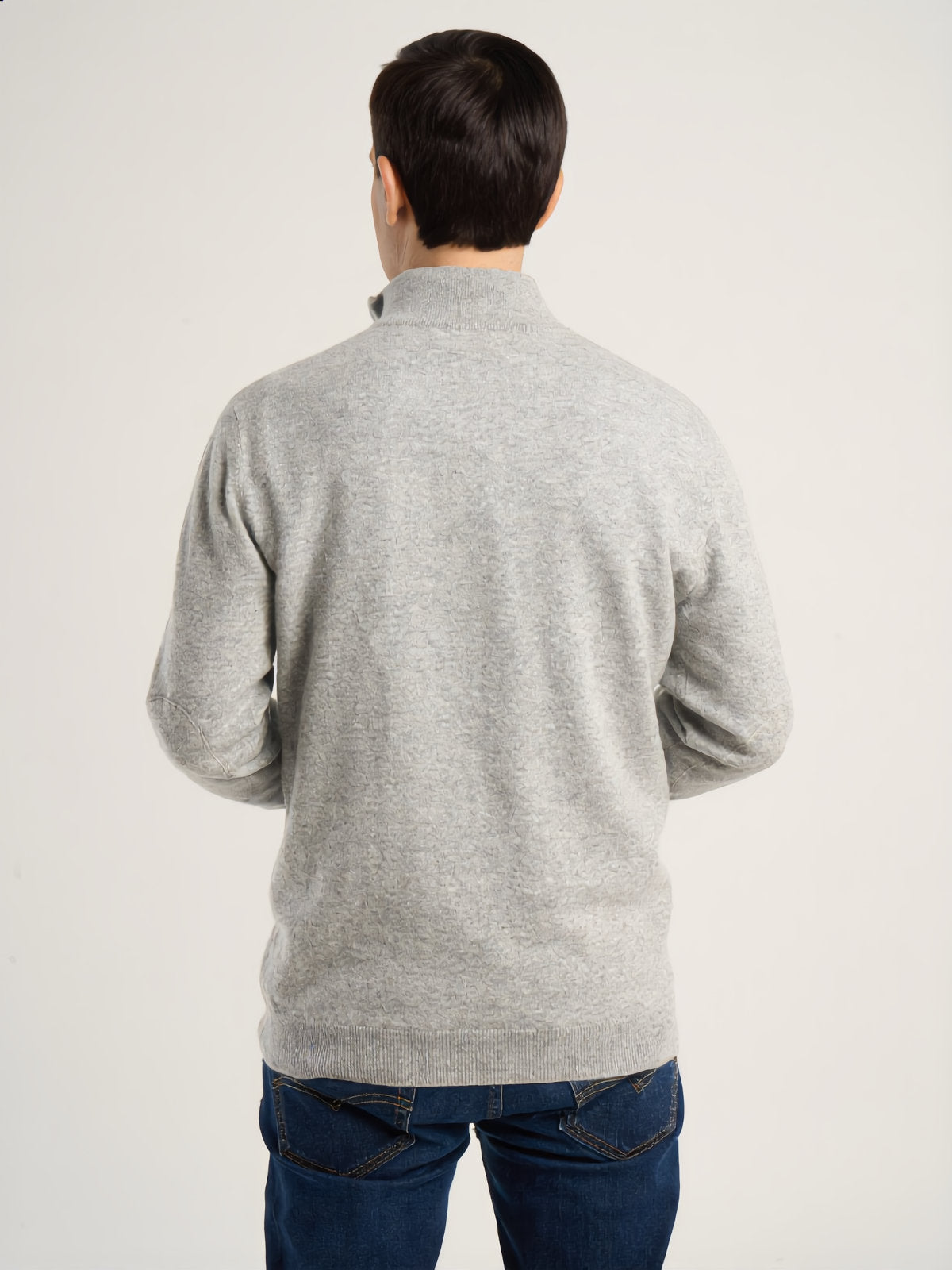 Pull col camionneur pour homme, en cachemire gris clair  – vue de dos