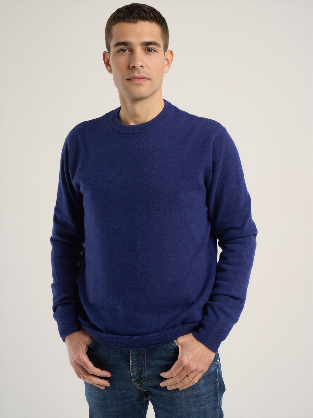 Pull col rond pour homme, en cachemire bleu royal  – vue de face